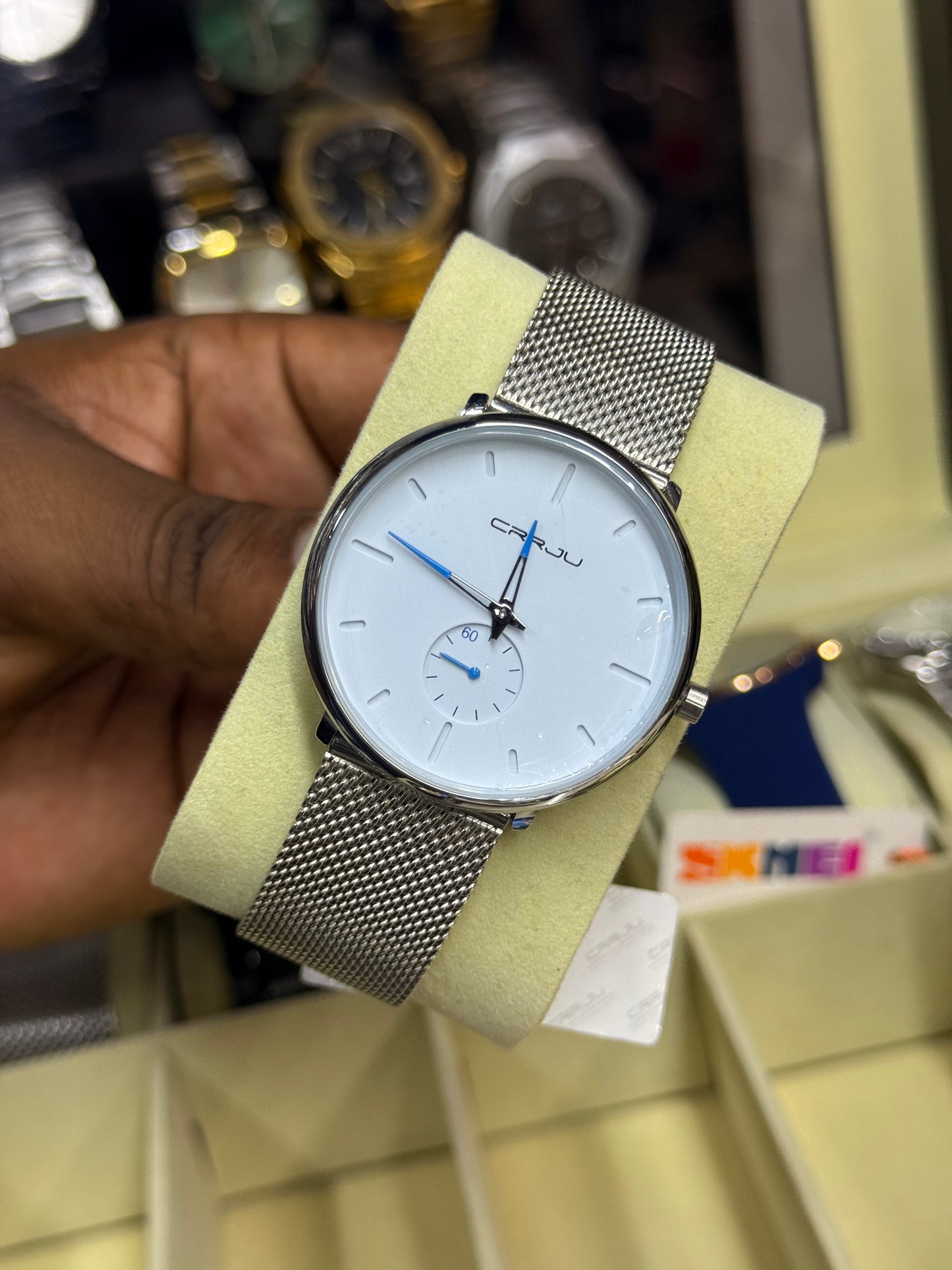 CRRJU 2150 Unisex Mesh watch