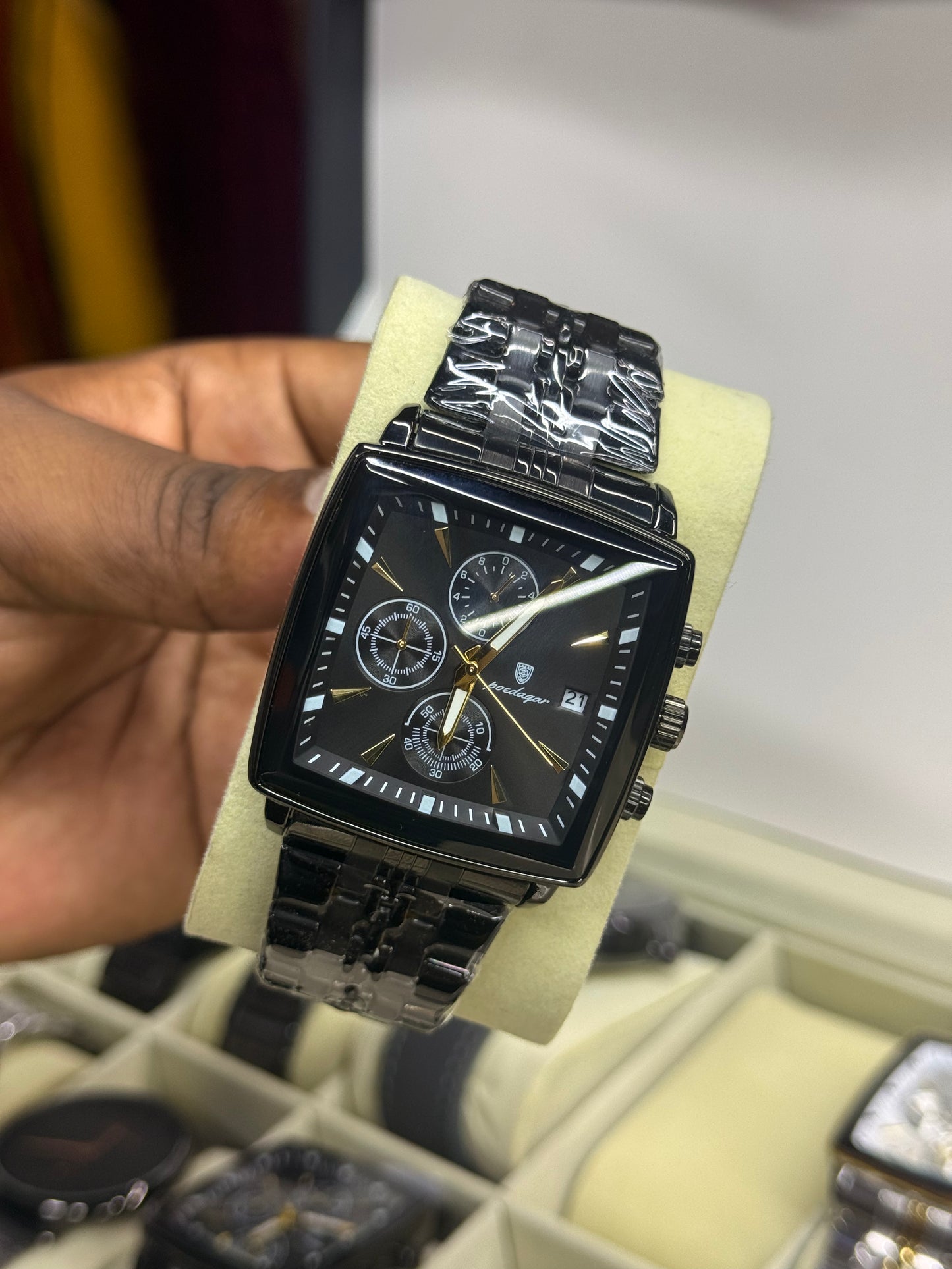 Poedagar Square Men’s Wrist Watch