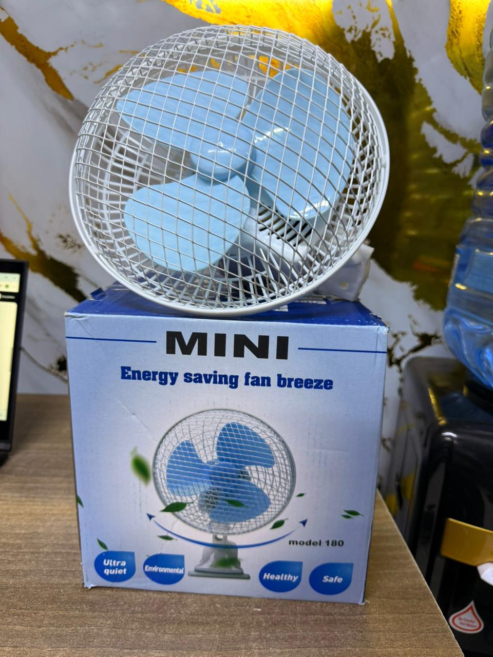 Mini Energy-Saving Fan, Model 180