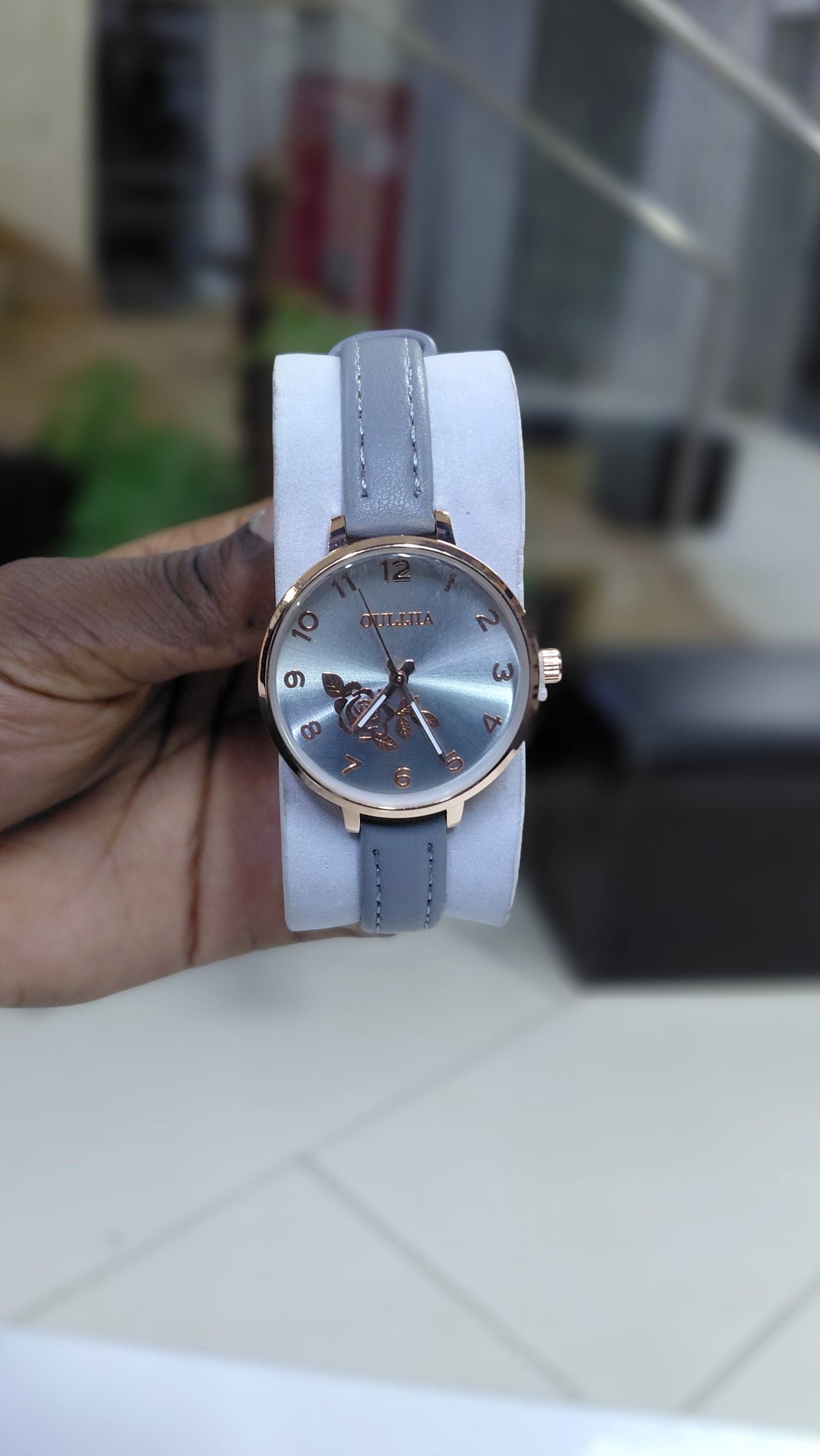 Circular leather watches for ladies