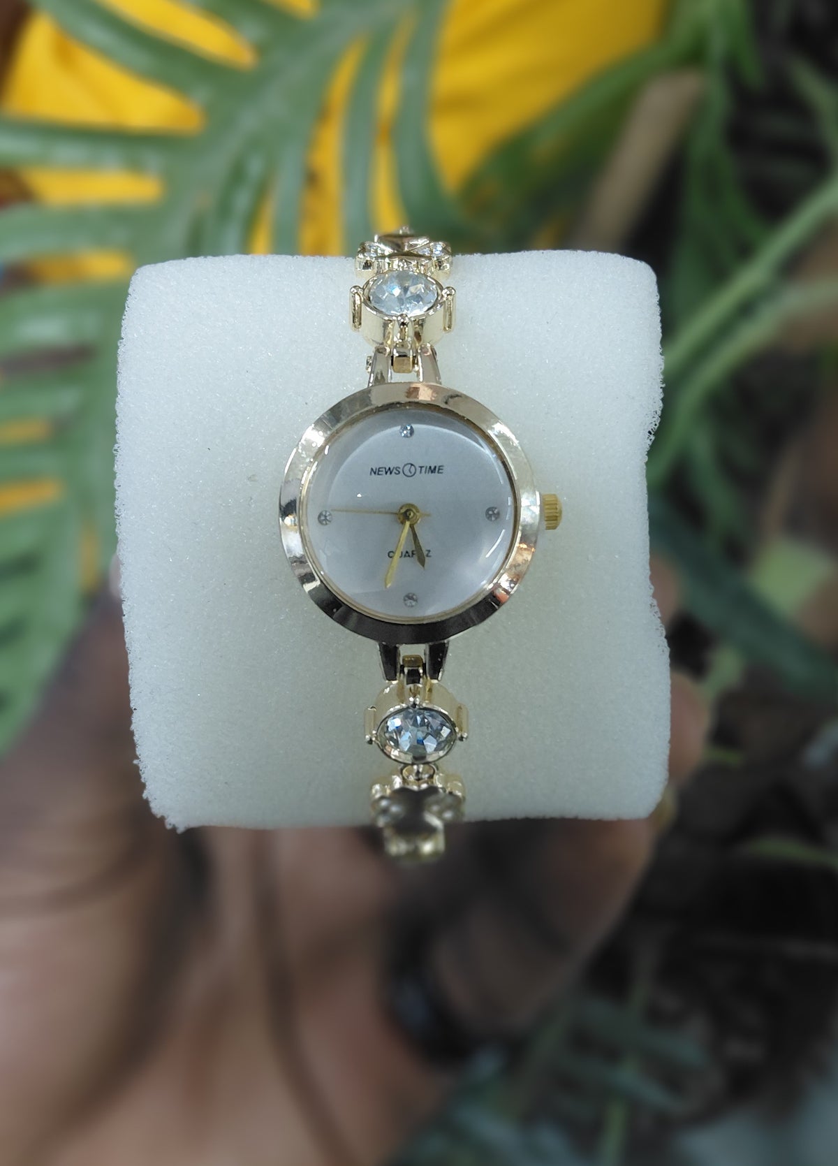 Chain watches for ladies