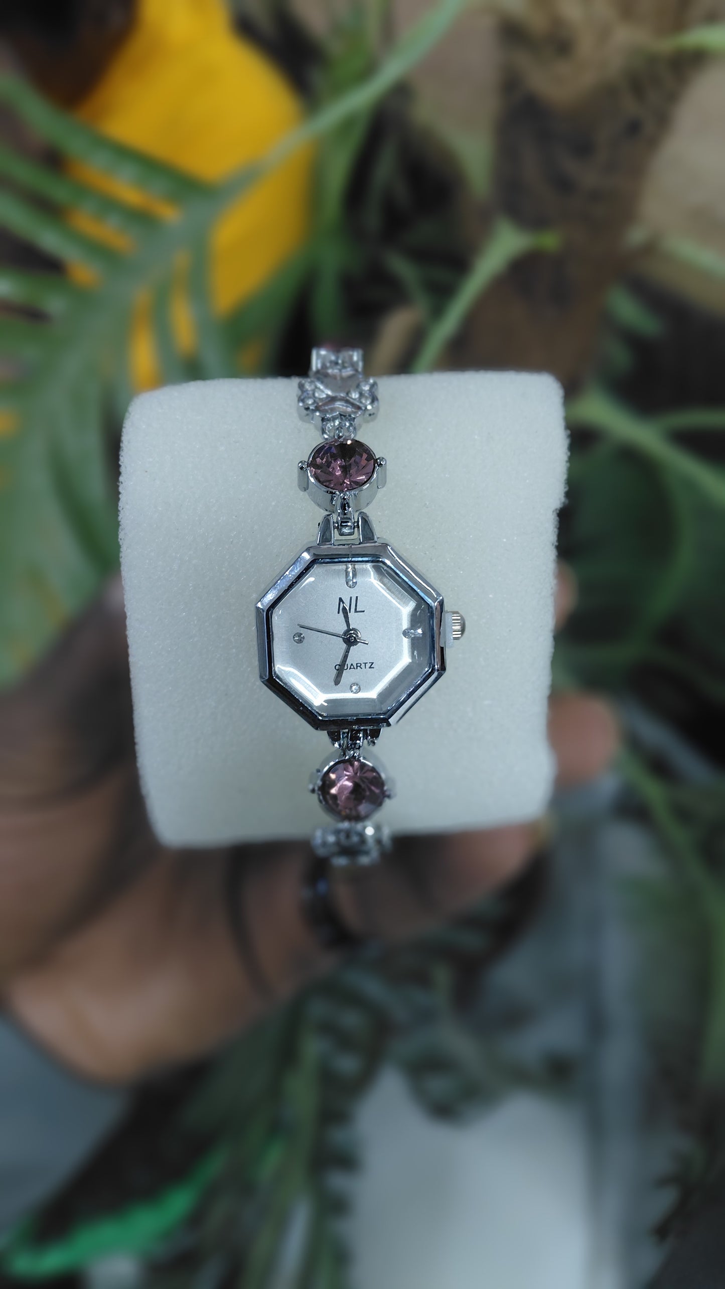 Chain watches for ladies